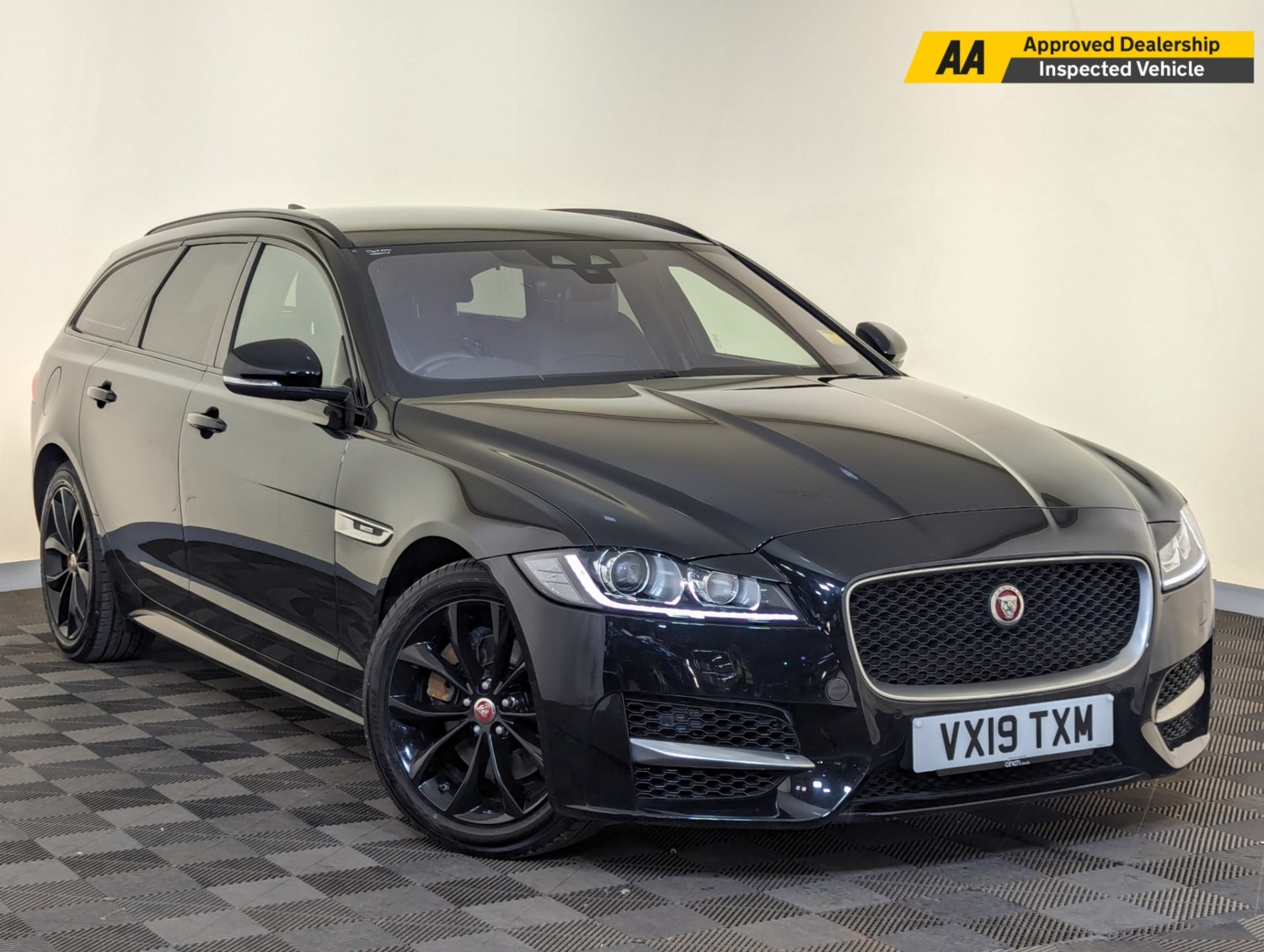 Jaguar XF Listing Image