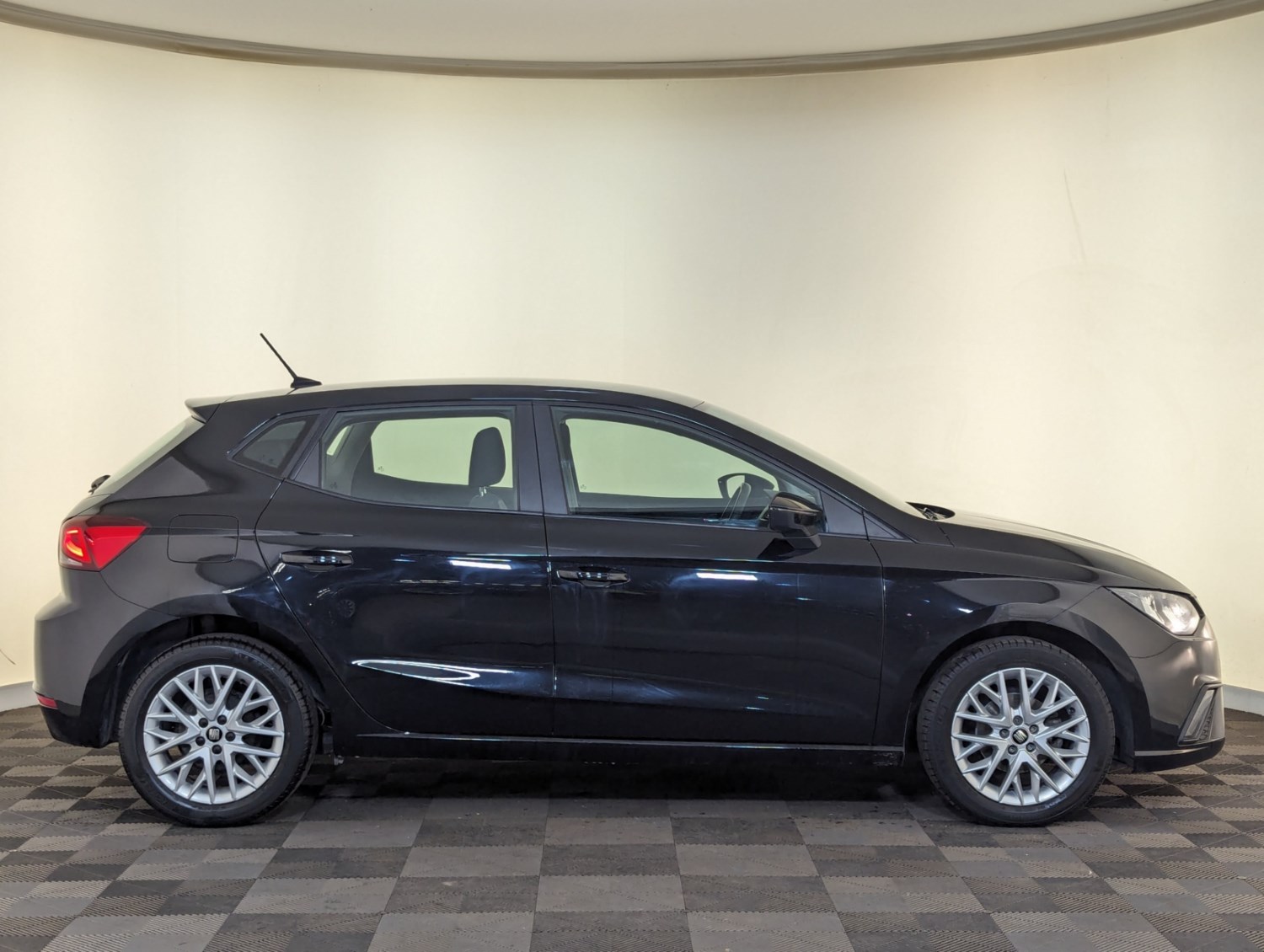 SEAT Ibiza Listing Image