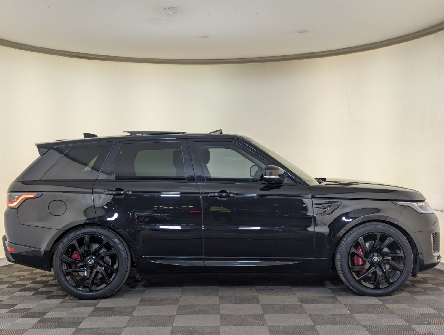 Land Rover Range Rover Sport Listing Image