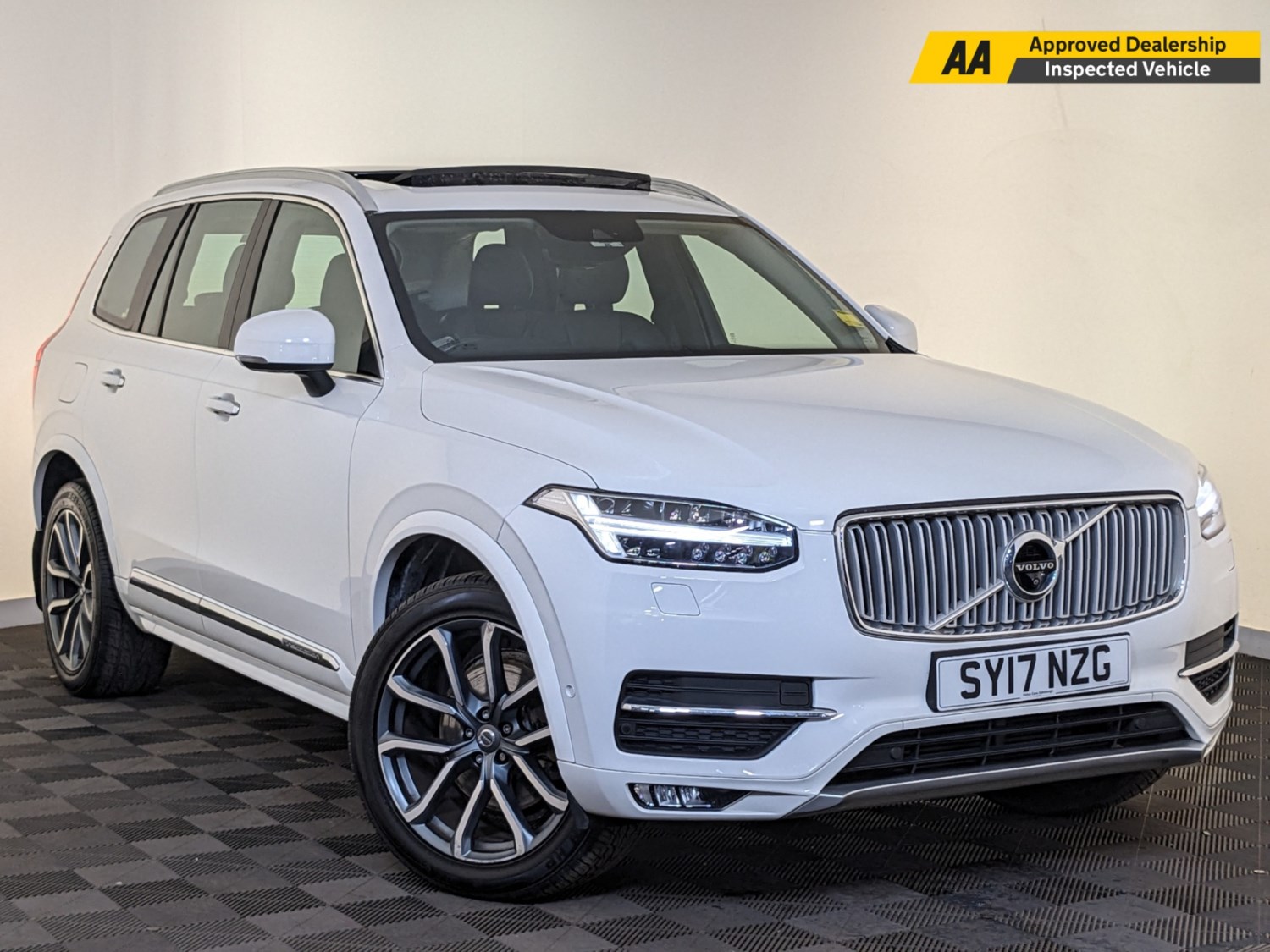 Volvo XC90 Listing Image