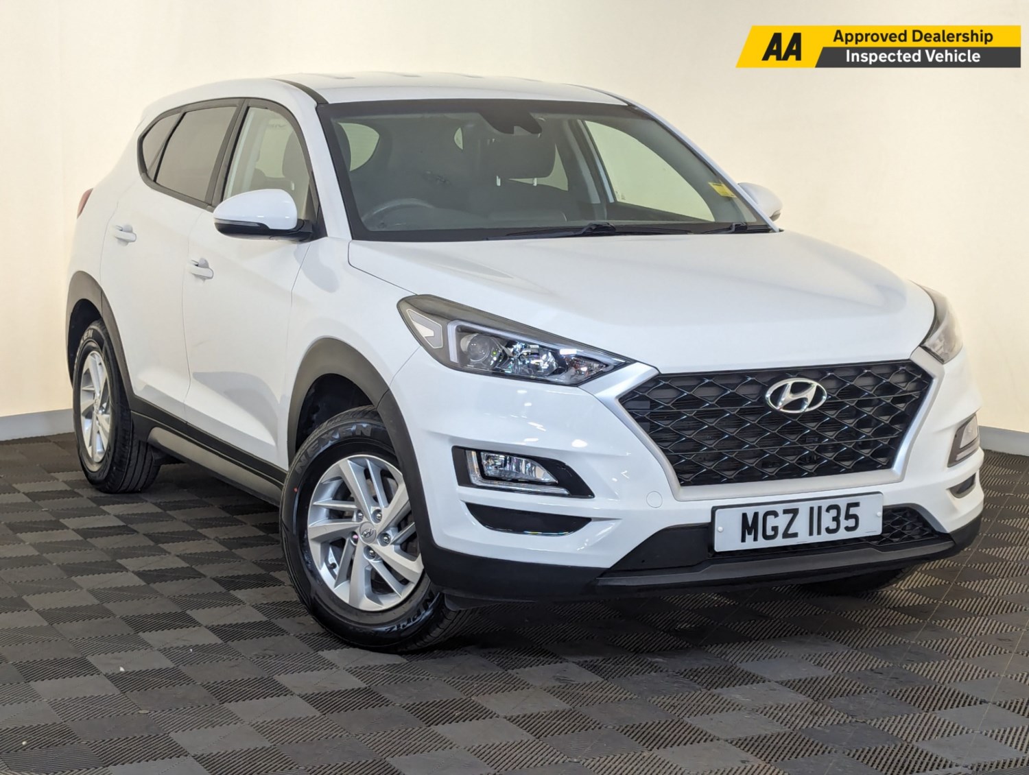 Hyundai TUCSON Listing Image