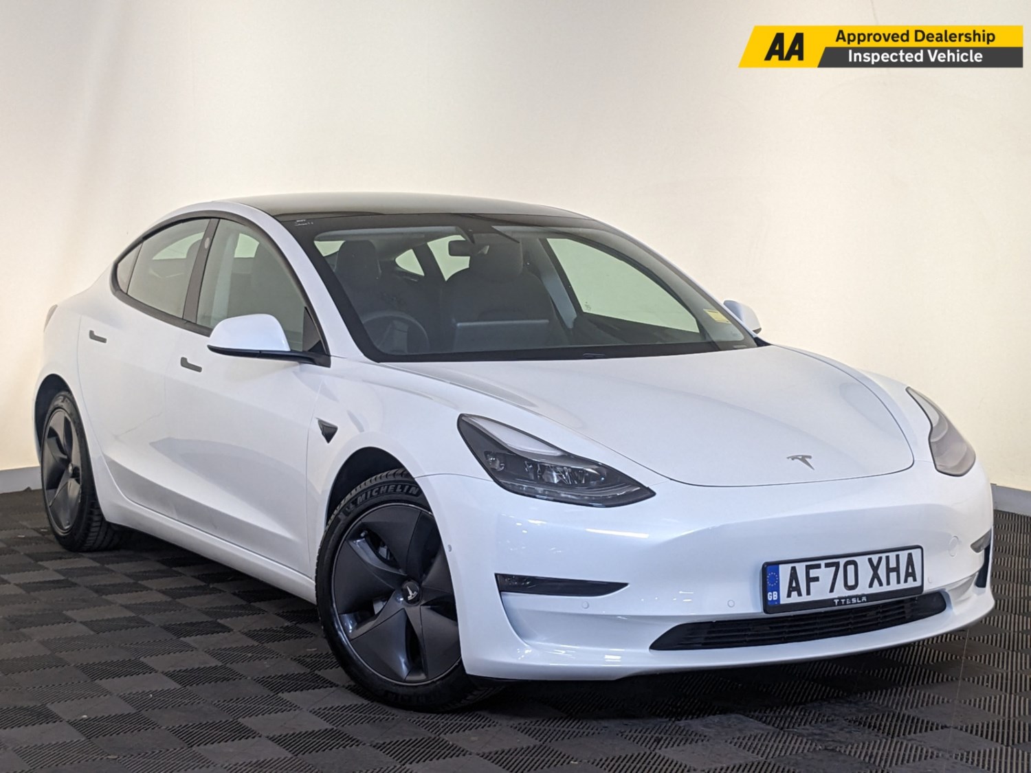 Tesla Model 3 Listing Image