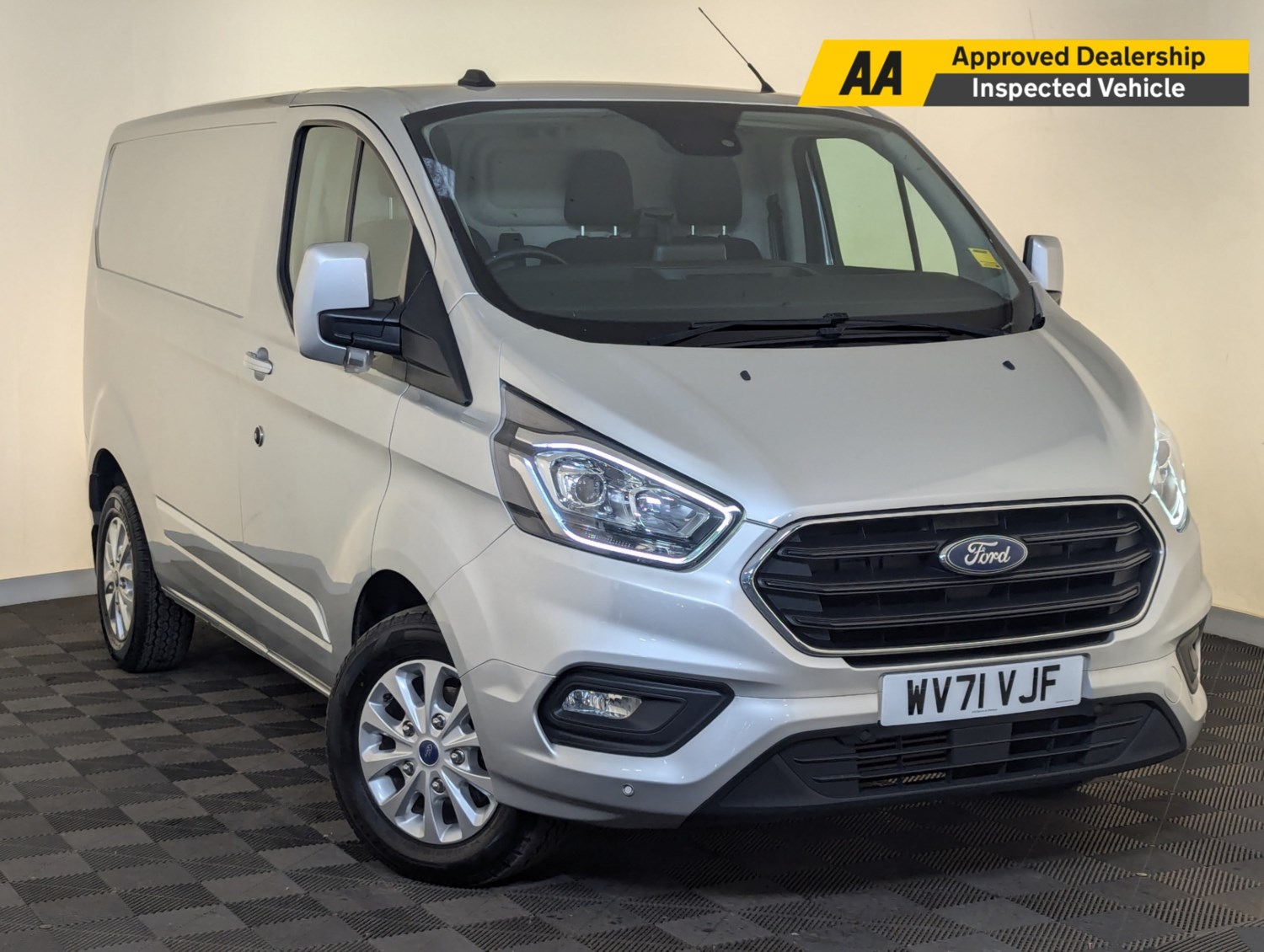 Ford Transit Custom Listing Image