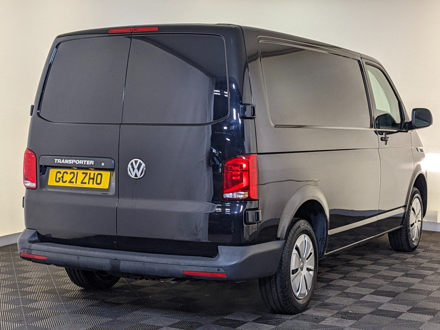 Volkswagen Transporter Listing Image