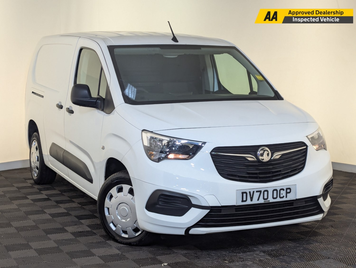 Vauxhall Combo Listing Image