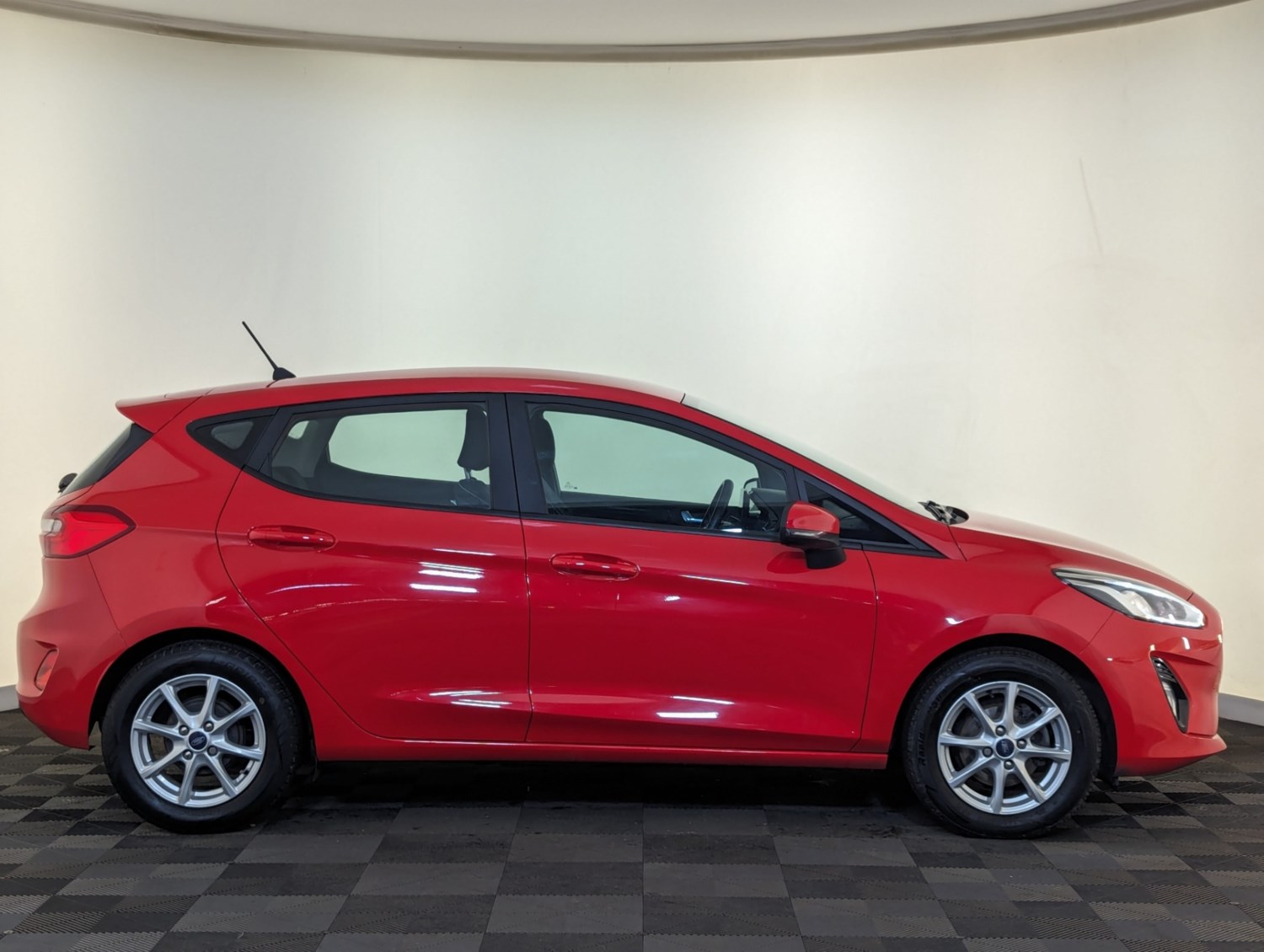 Ford Fiesta Listing Image