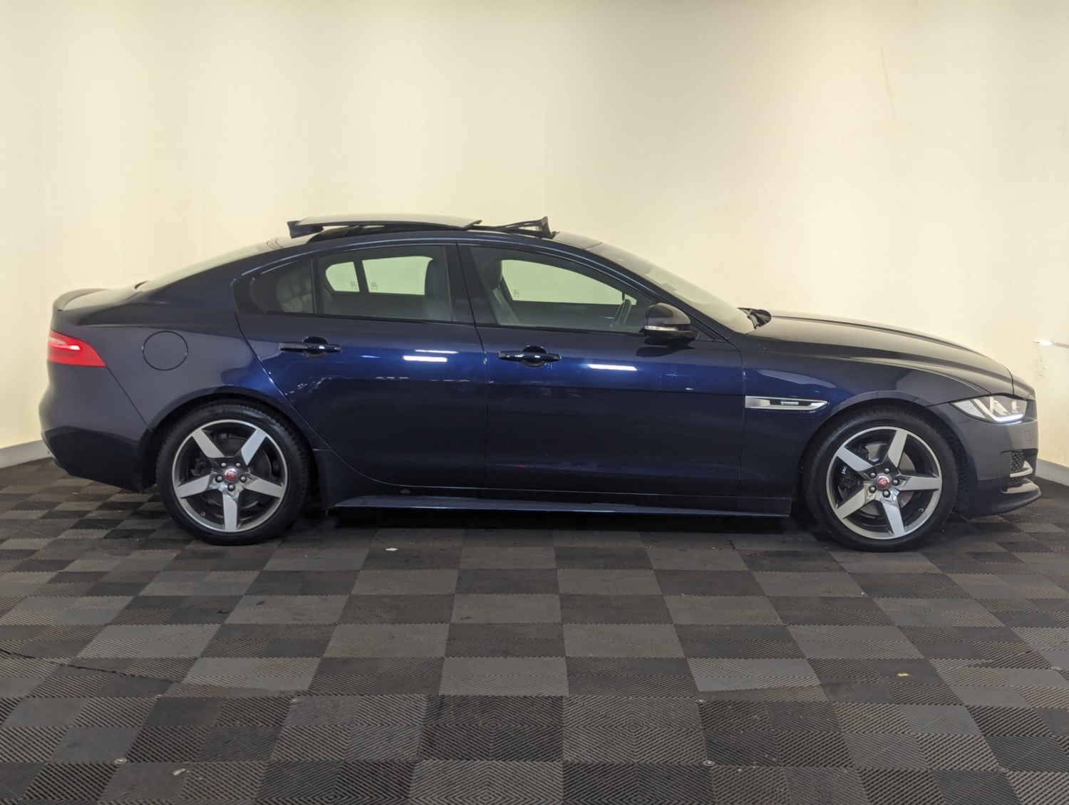 Jaguar XE Listing Image