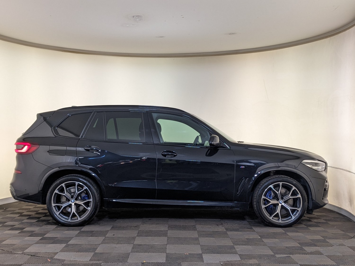 BMW X5 Listing Image