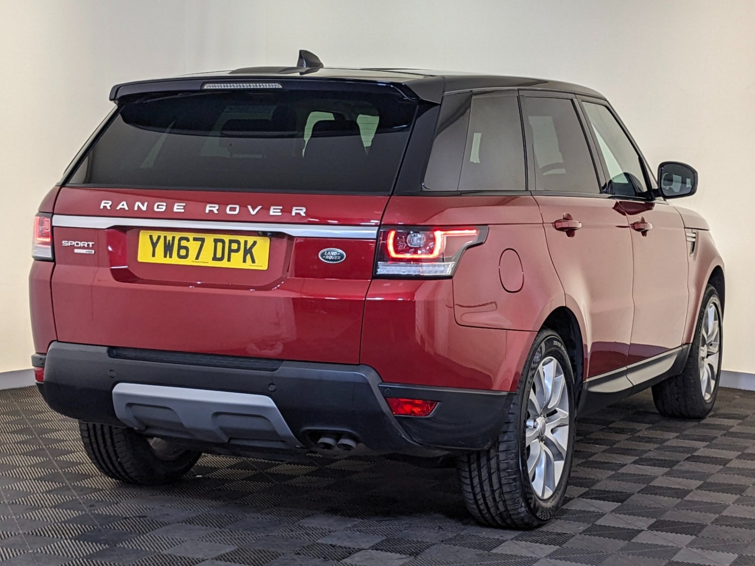 Land Rover Range Rover Sport Listing Image