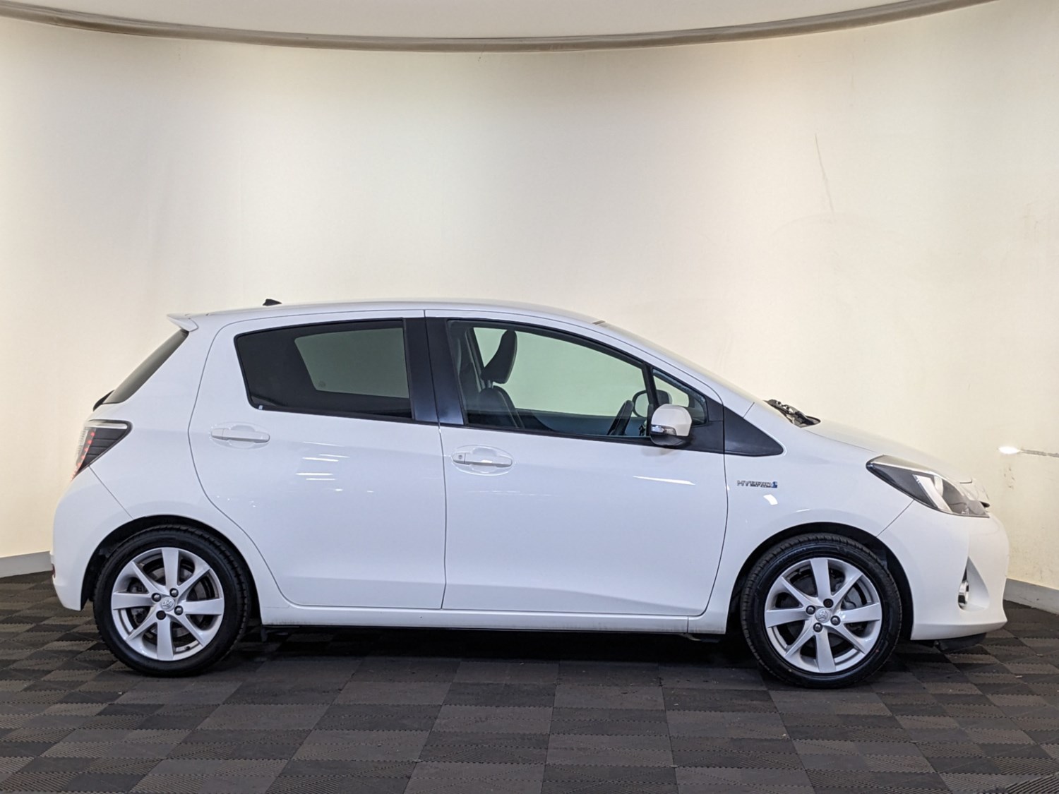 Toyota Yaris Listing Image