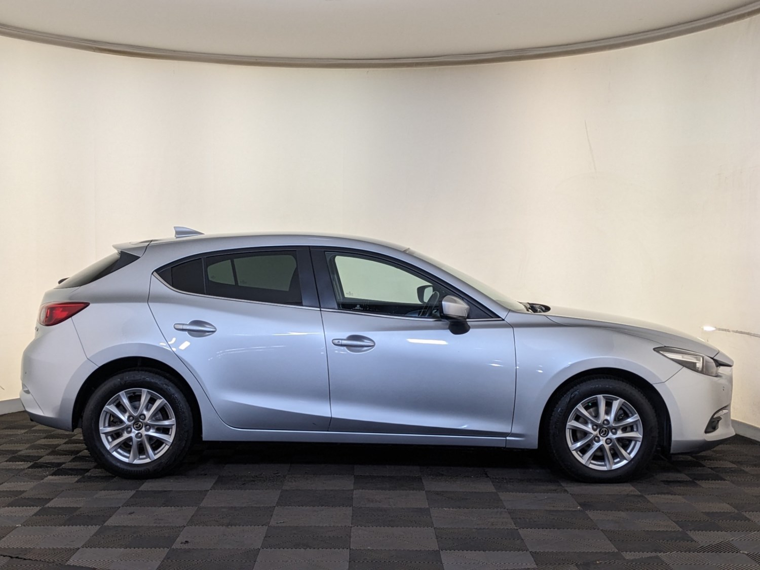 Mazda 3 Listing Image