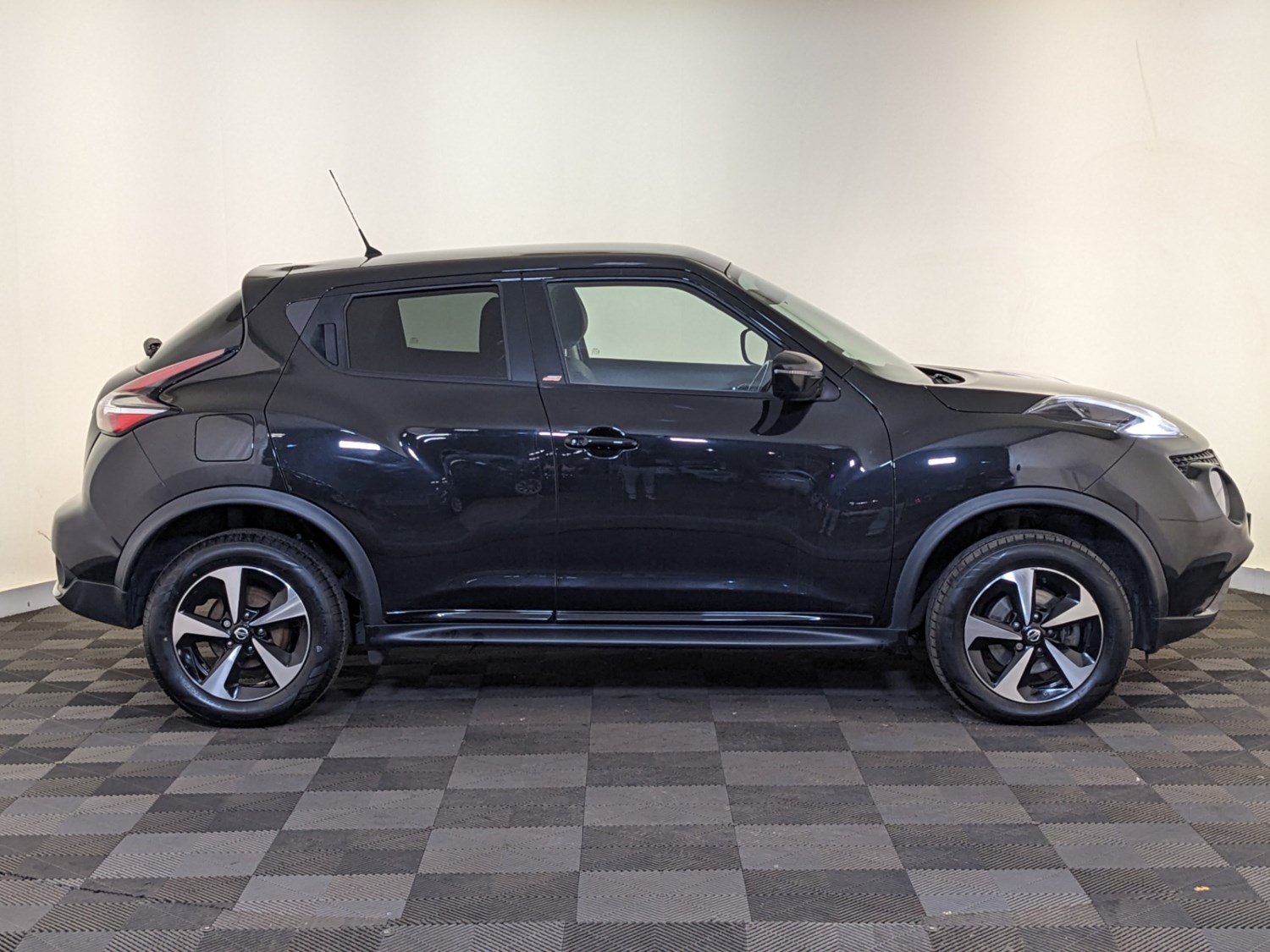 Nissan Juke Listing Image