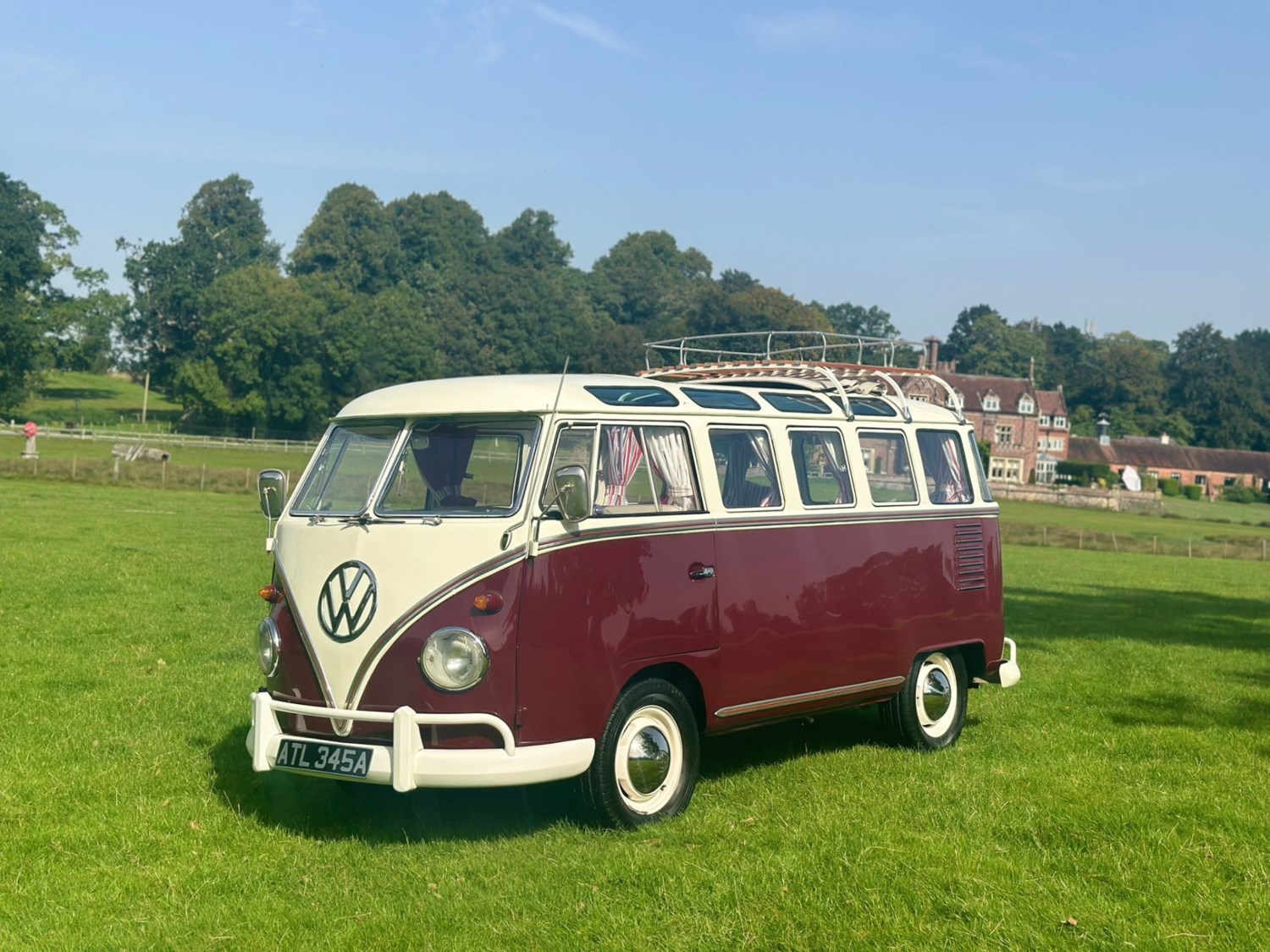 Volkswagen Transporter Listing Image