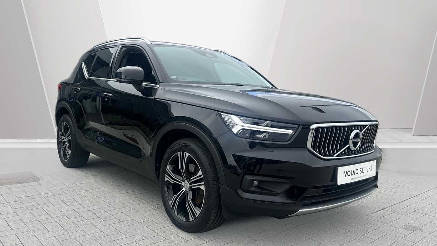 Volvo XC40 Listing Image