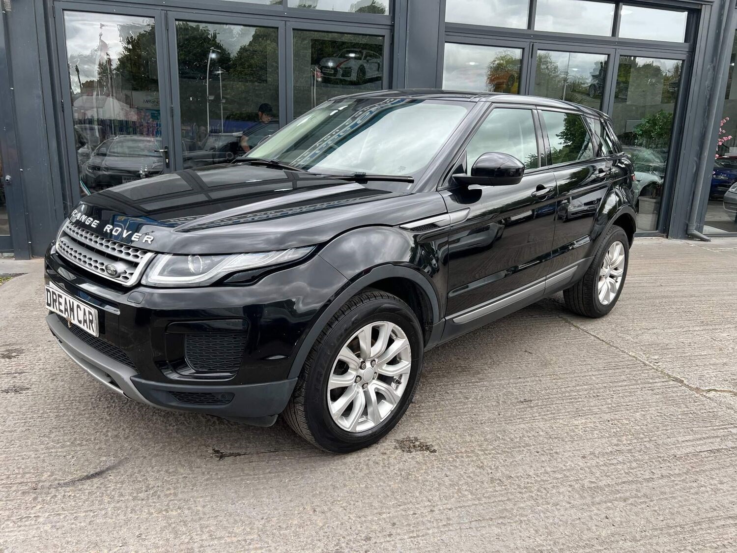 Land Rover Range Rover Evoque Listing Image