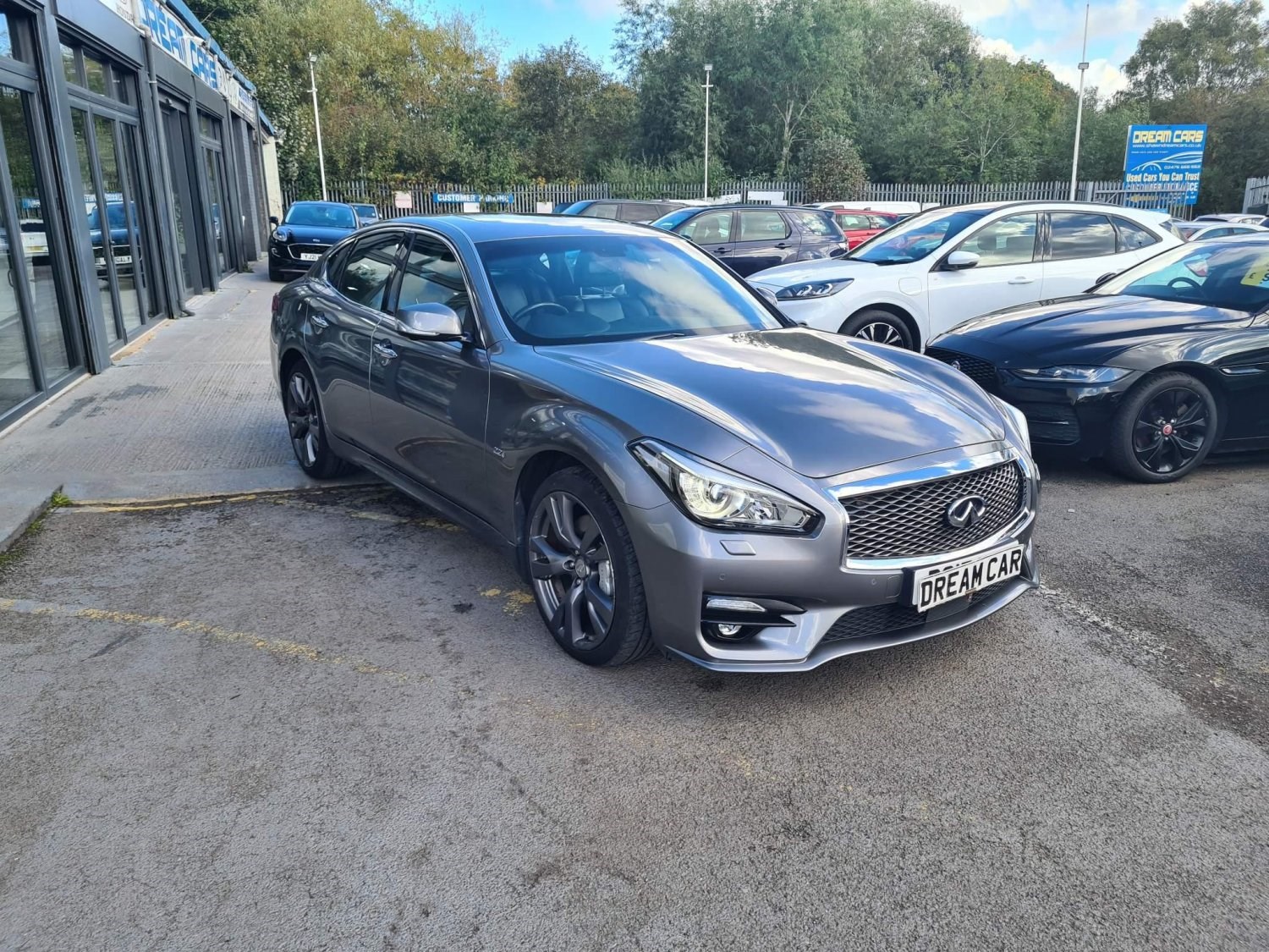 Infiniti Q70 Listing Image