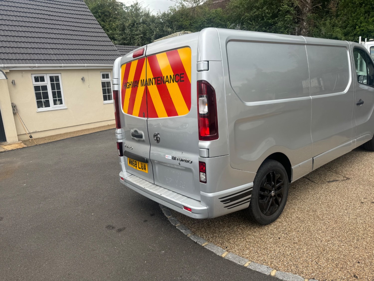 Vauxhall Vivaro Listing Image