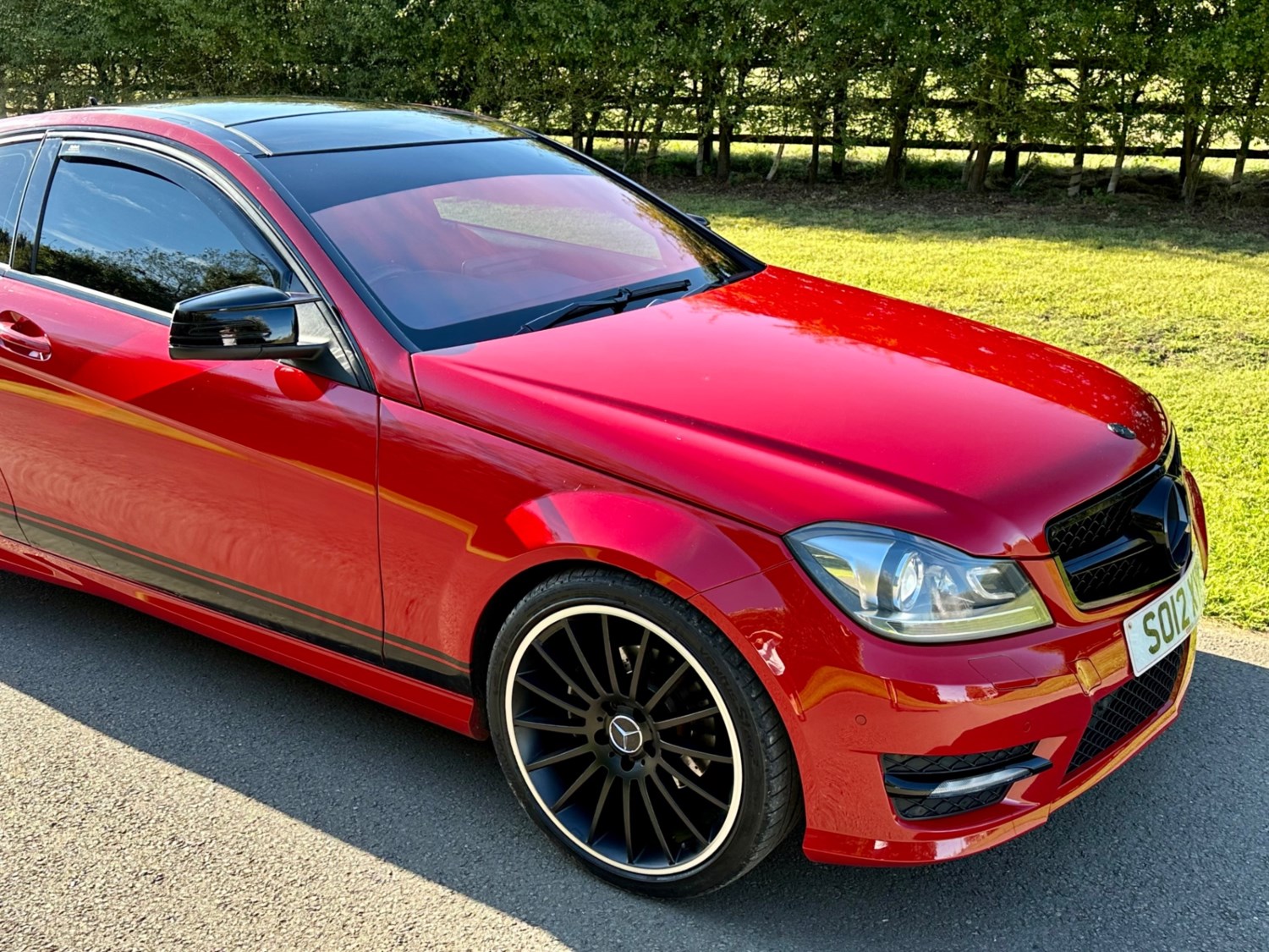 Mercedes-Benz C-Class Listing Image