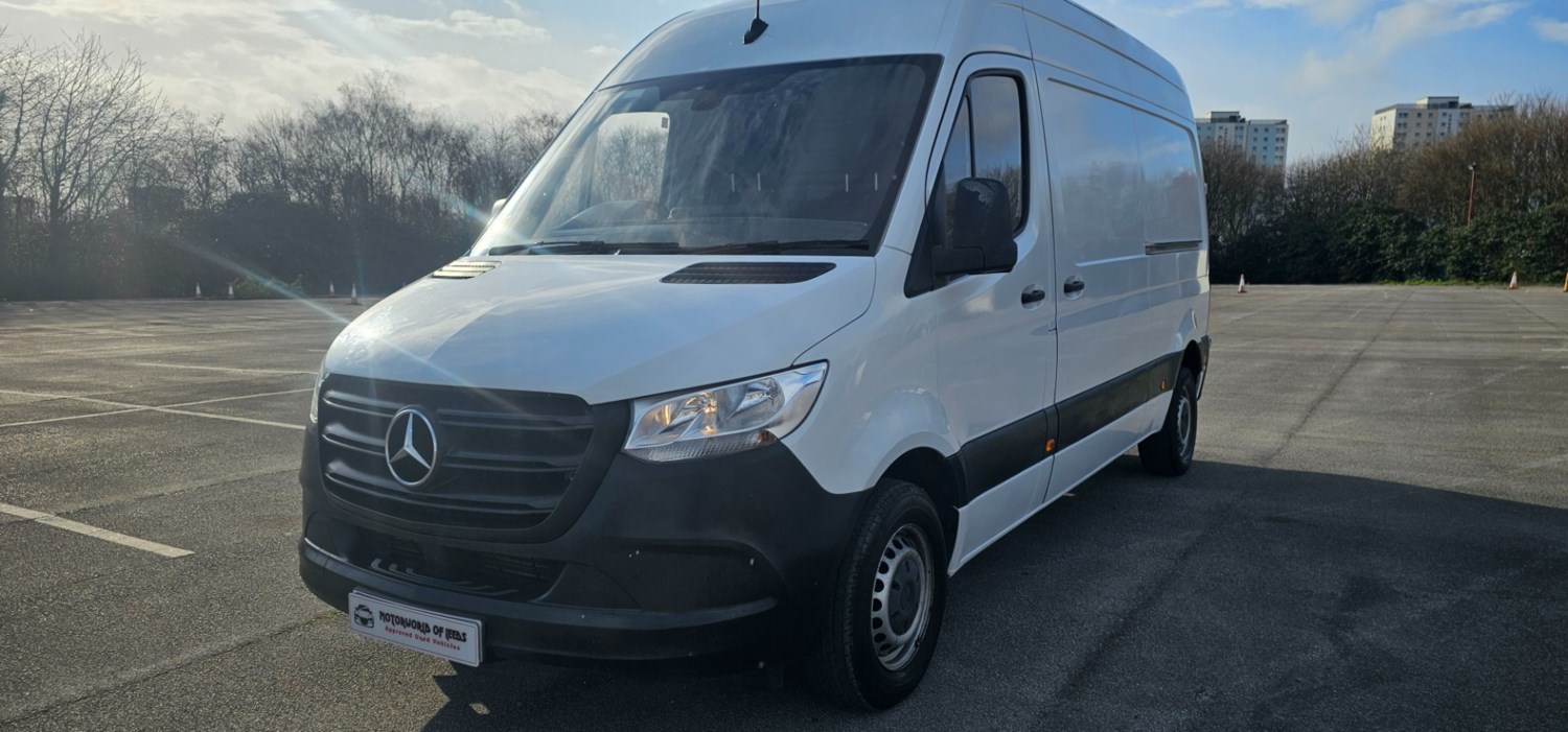 Mercedes-Benz Sprinter Listing Image