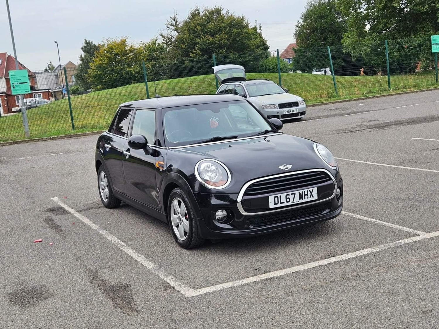 MINI Hatch Listing Image