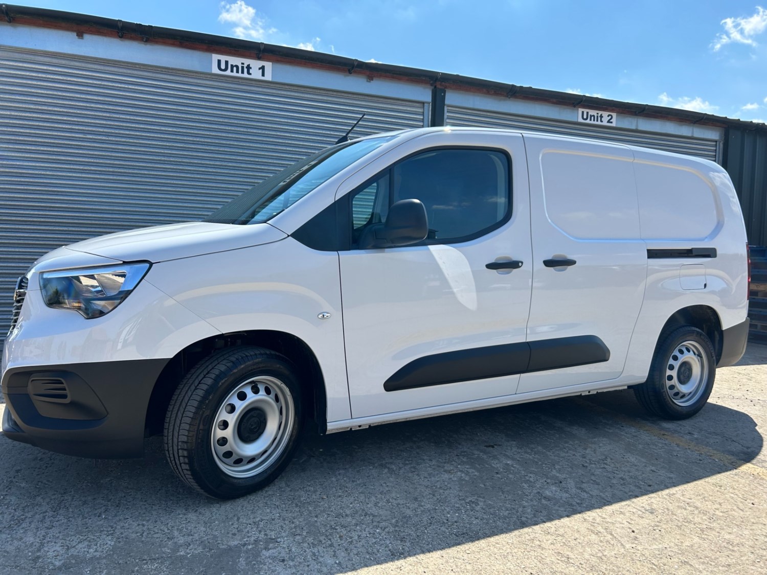 Vauxhall Combo Listing Image