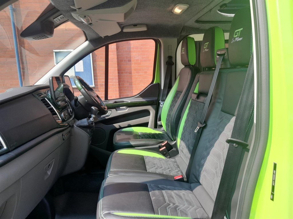 Ford Transit Custom Listing Image