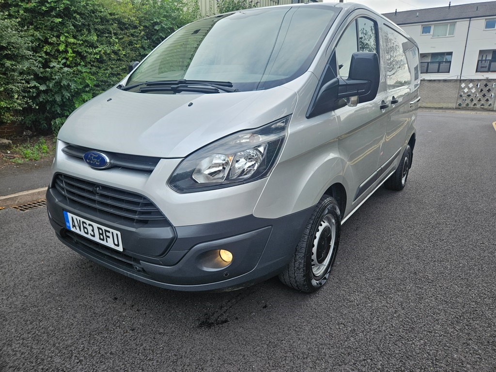 Ford Transit Custom Listing Image