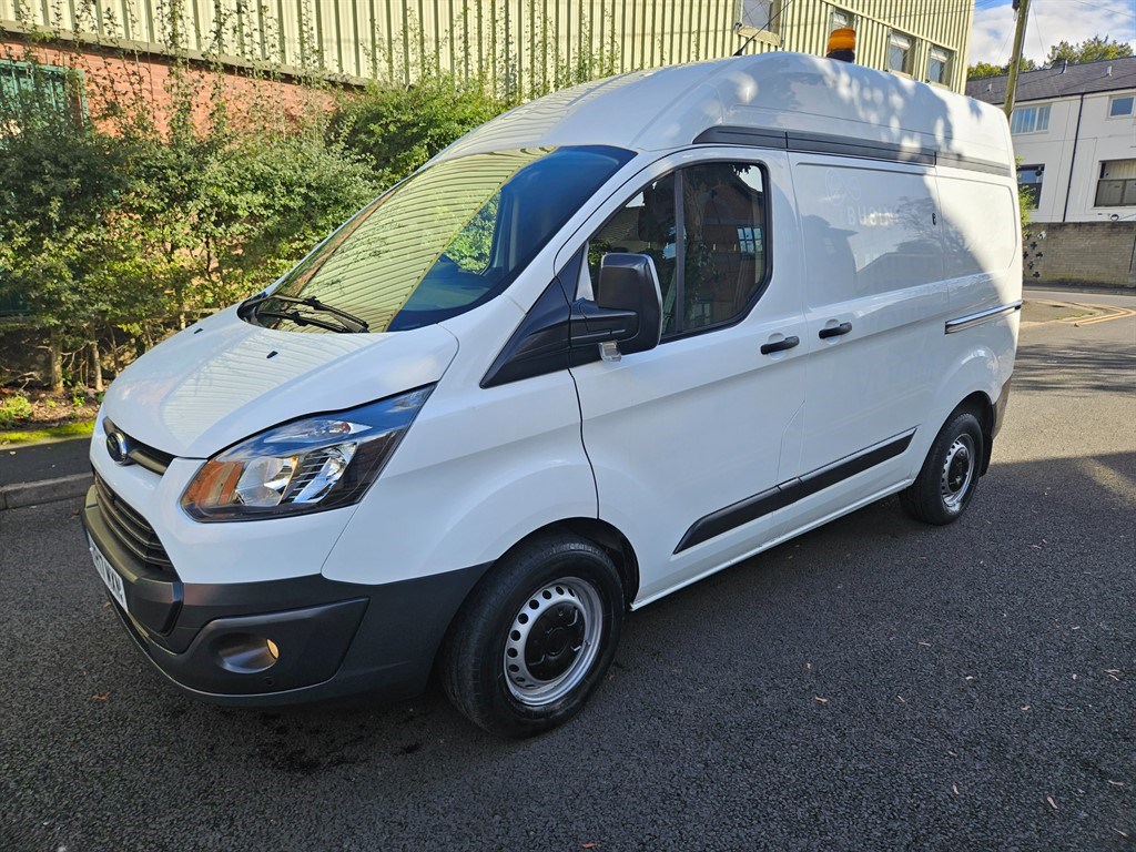 Ford Transit Custom Listing Image