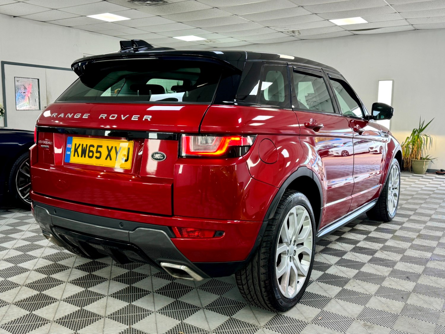 Land Rover Range Rover Evoque Listing Image