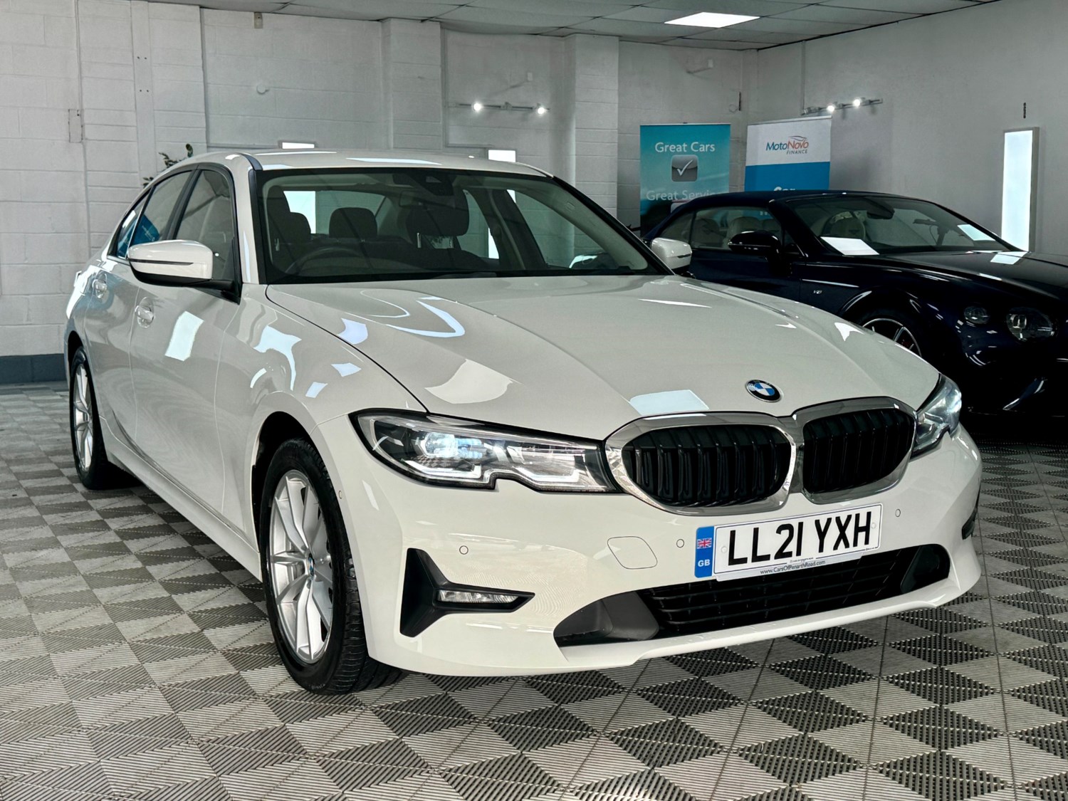 BMW 3 Series Listing Image