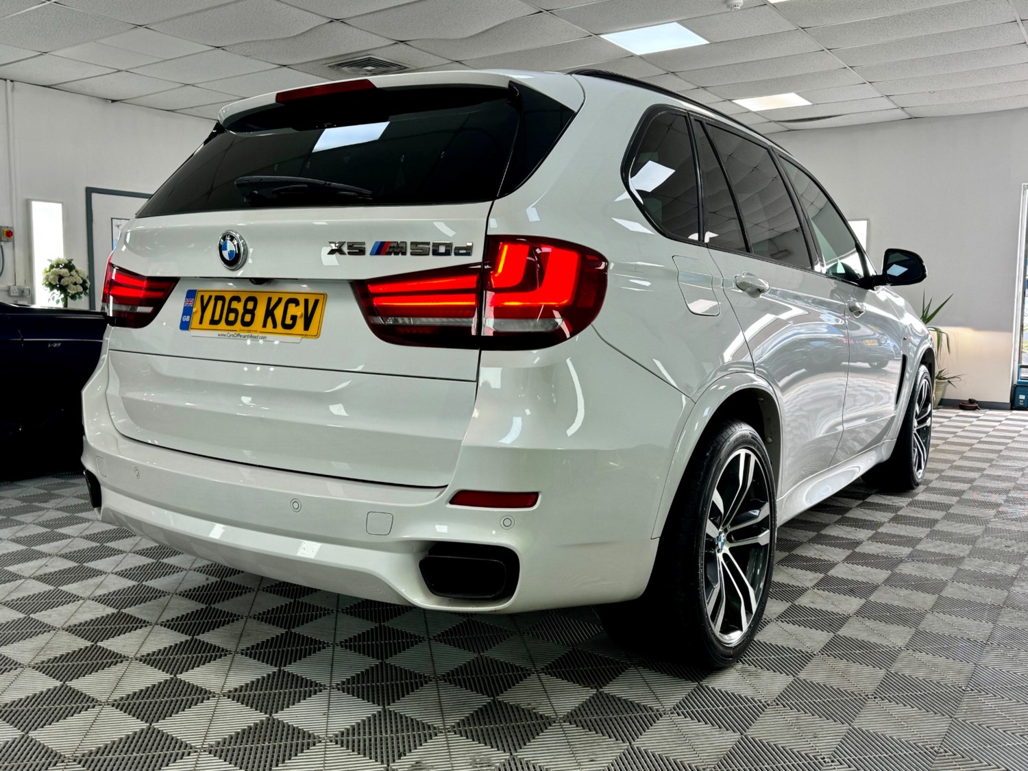 BMW X5 Listing Image