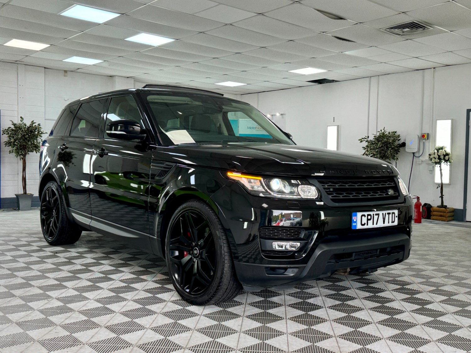 Land Rover Range Rover Sport Listing Image