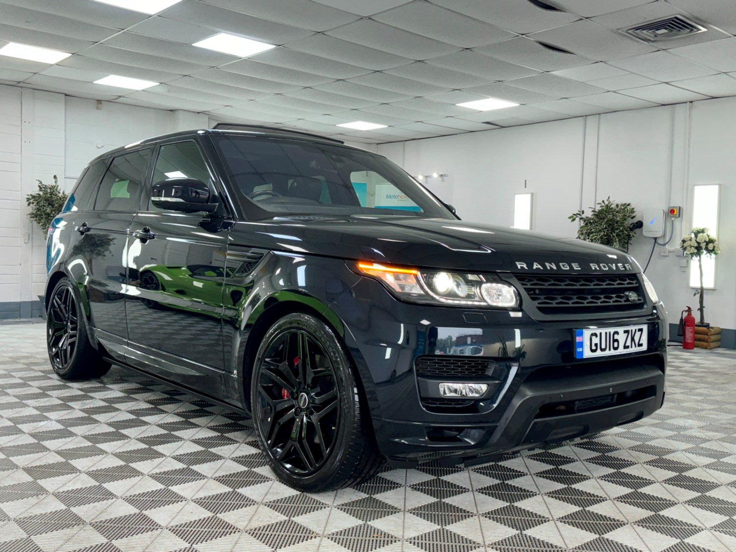 Land Rover Range Rover Sport Listing Image