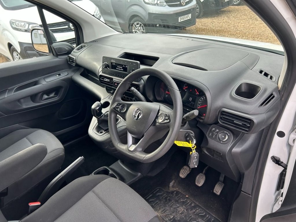 Vauxhall Combo Listing Image