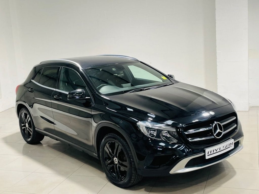 Mercedes-Benz GLA Listing Image