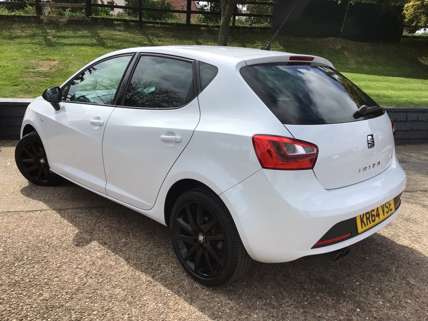 SEAT Ibiza Listing Image