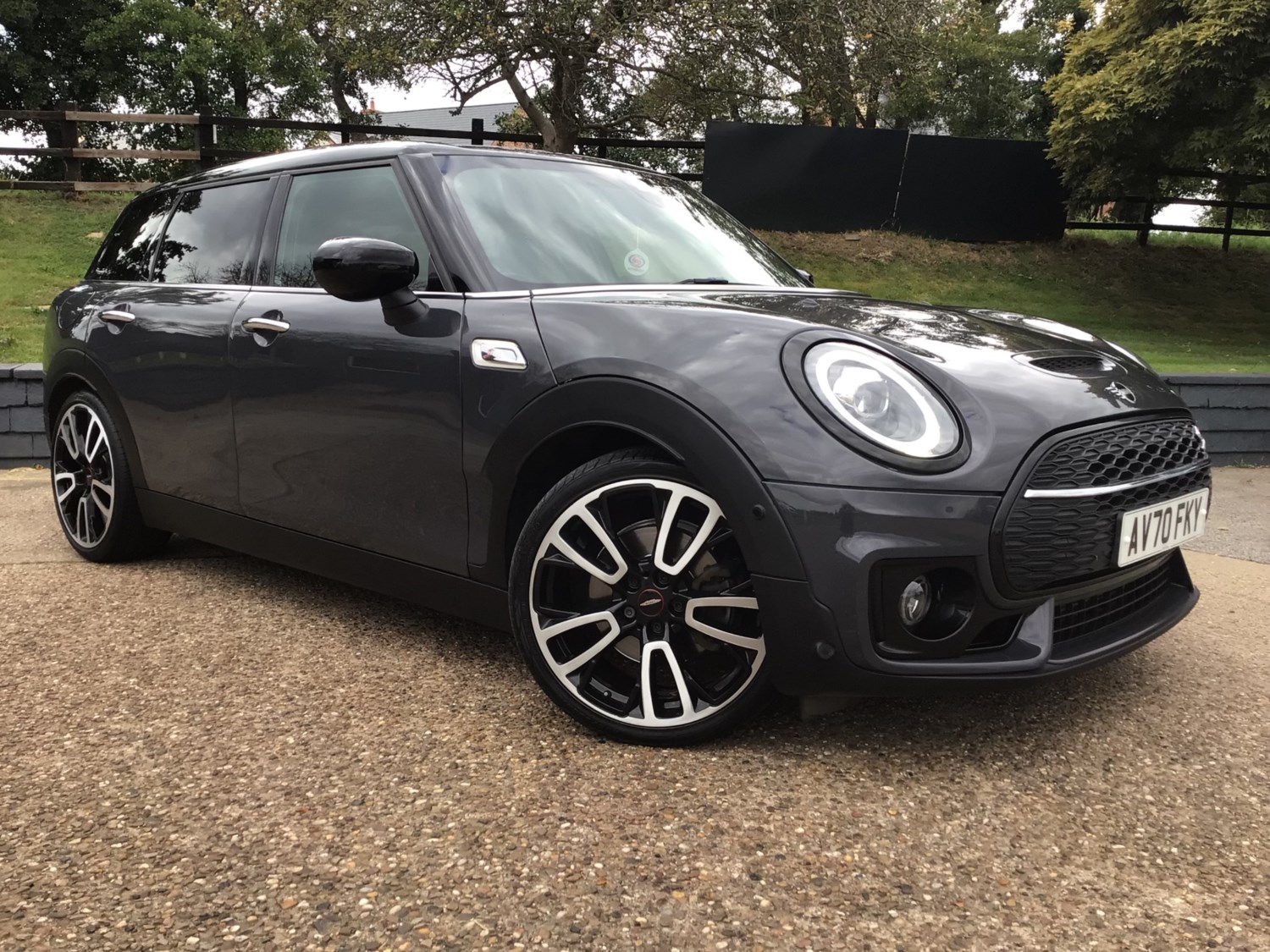 MINI Clubman Listing Image