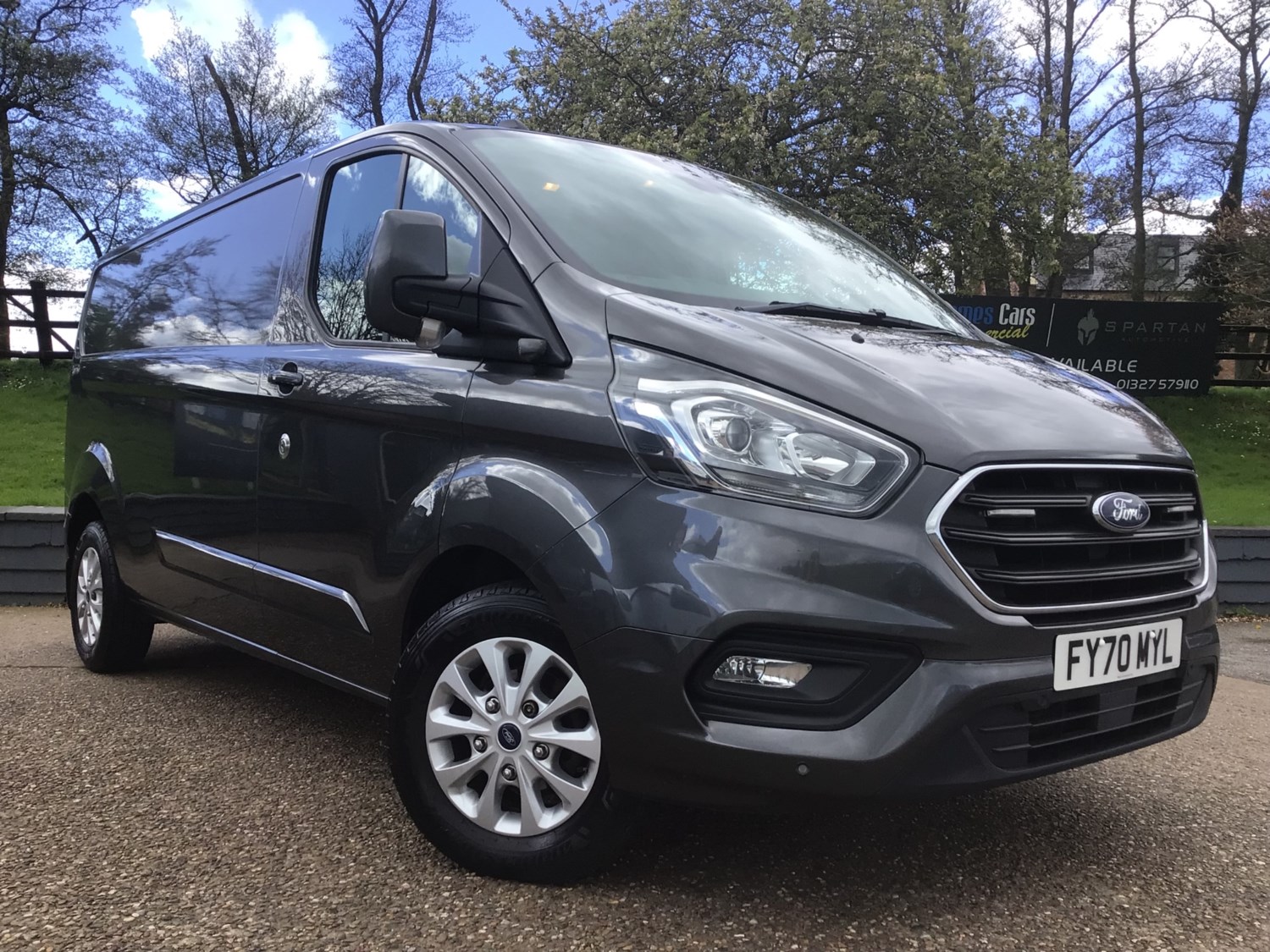 Ford Transit Custom Listing Image