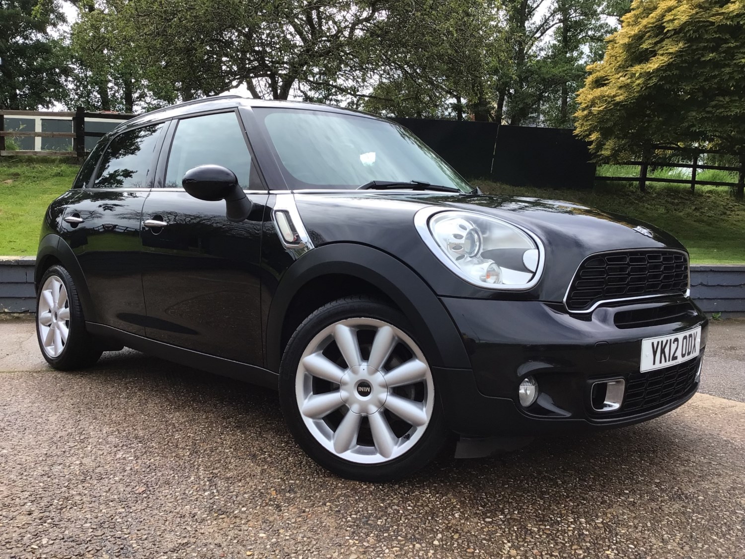 MINI Countryman Listing Image