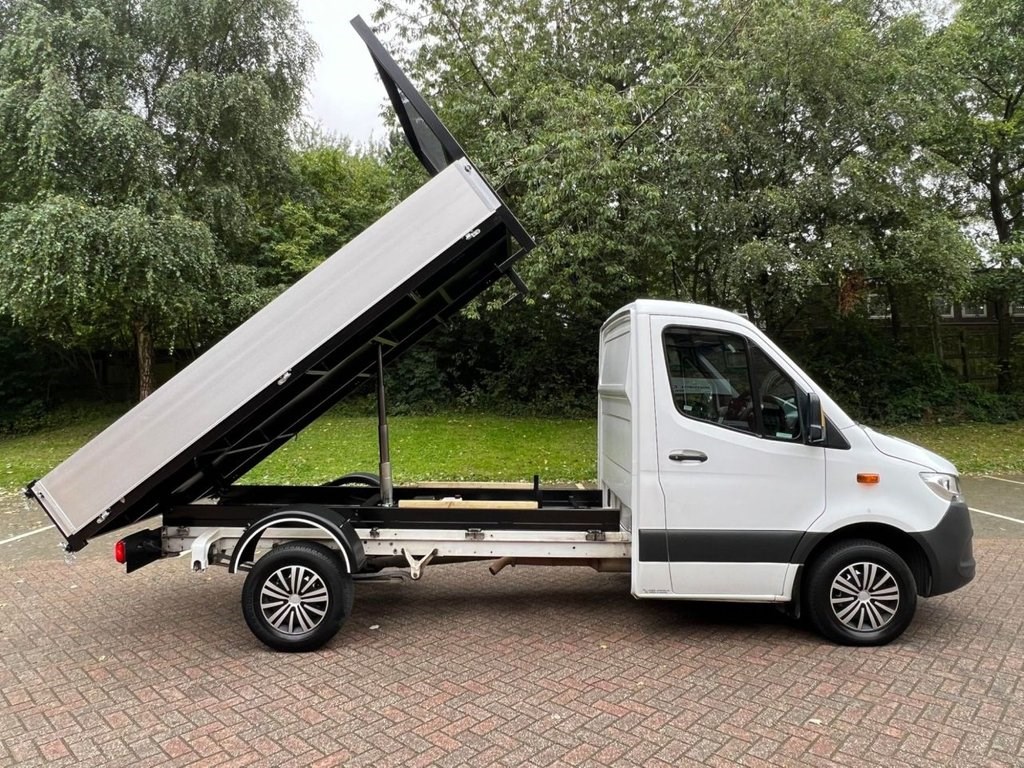 Mercedes-Benz Sprinter Listing Image