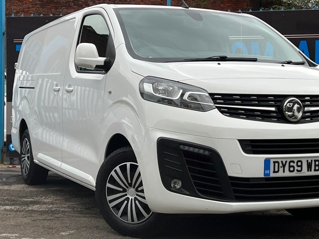 Vauxhall Vivaro Listing Image