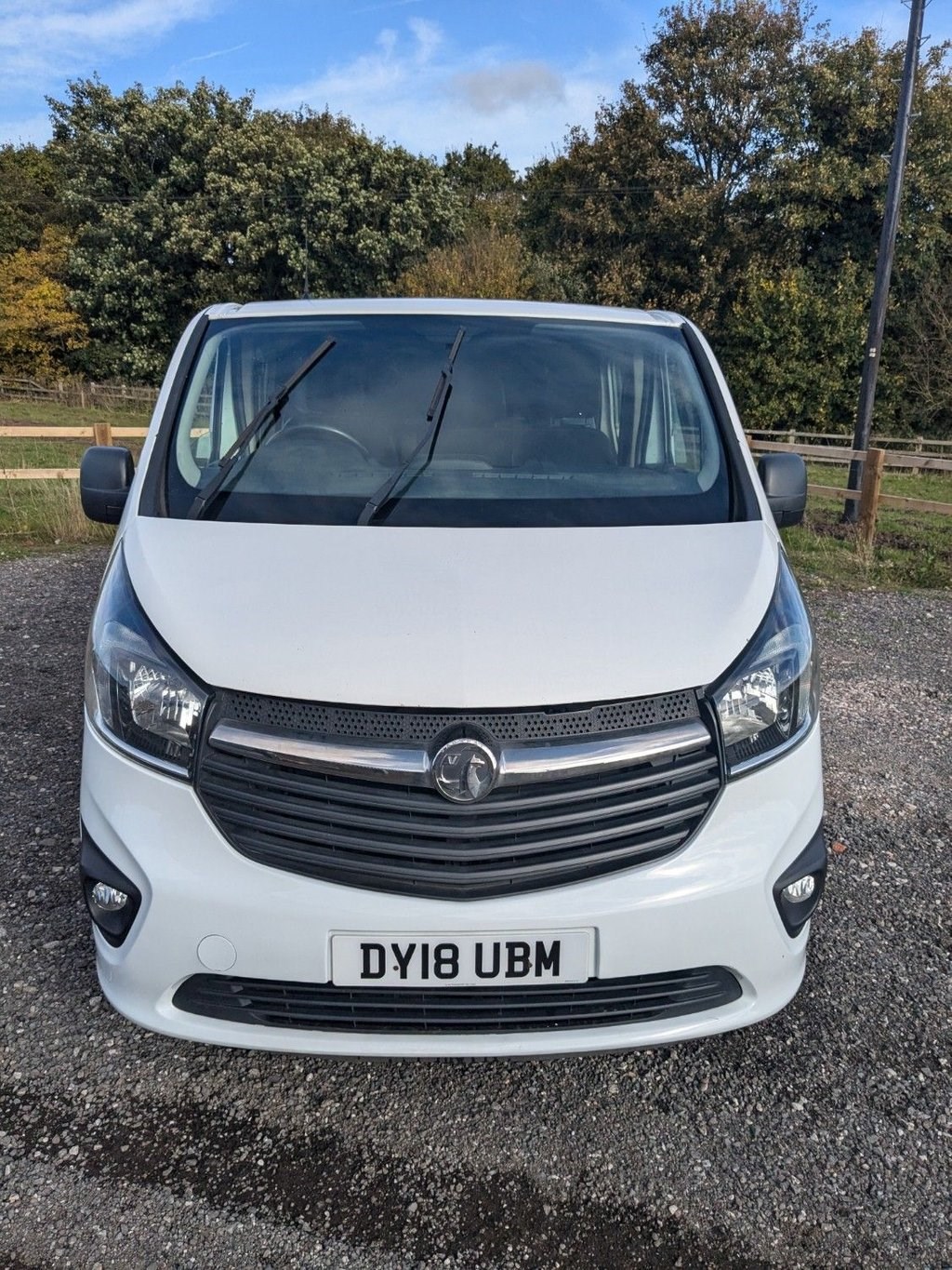 Vauxhall Vivaro Listing Image