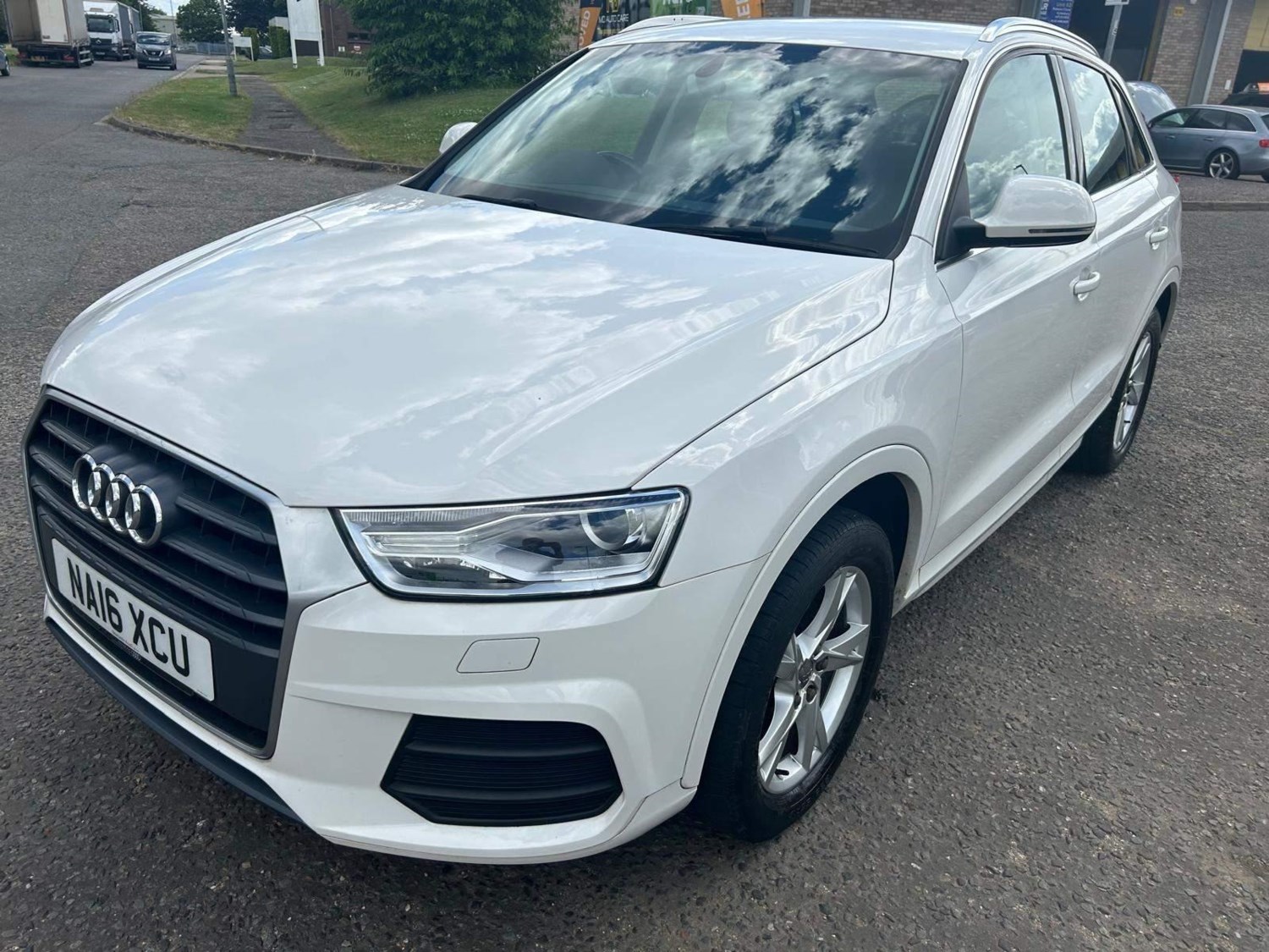 Audi Q3 Listing Image