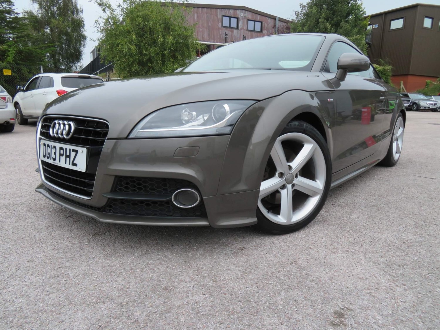 Audi TT Listing Image