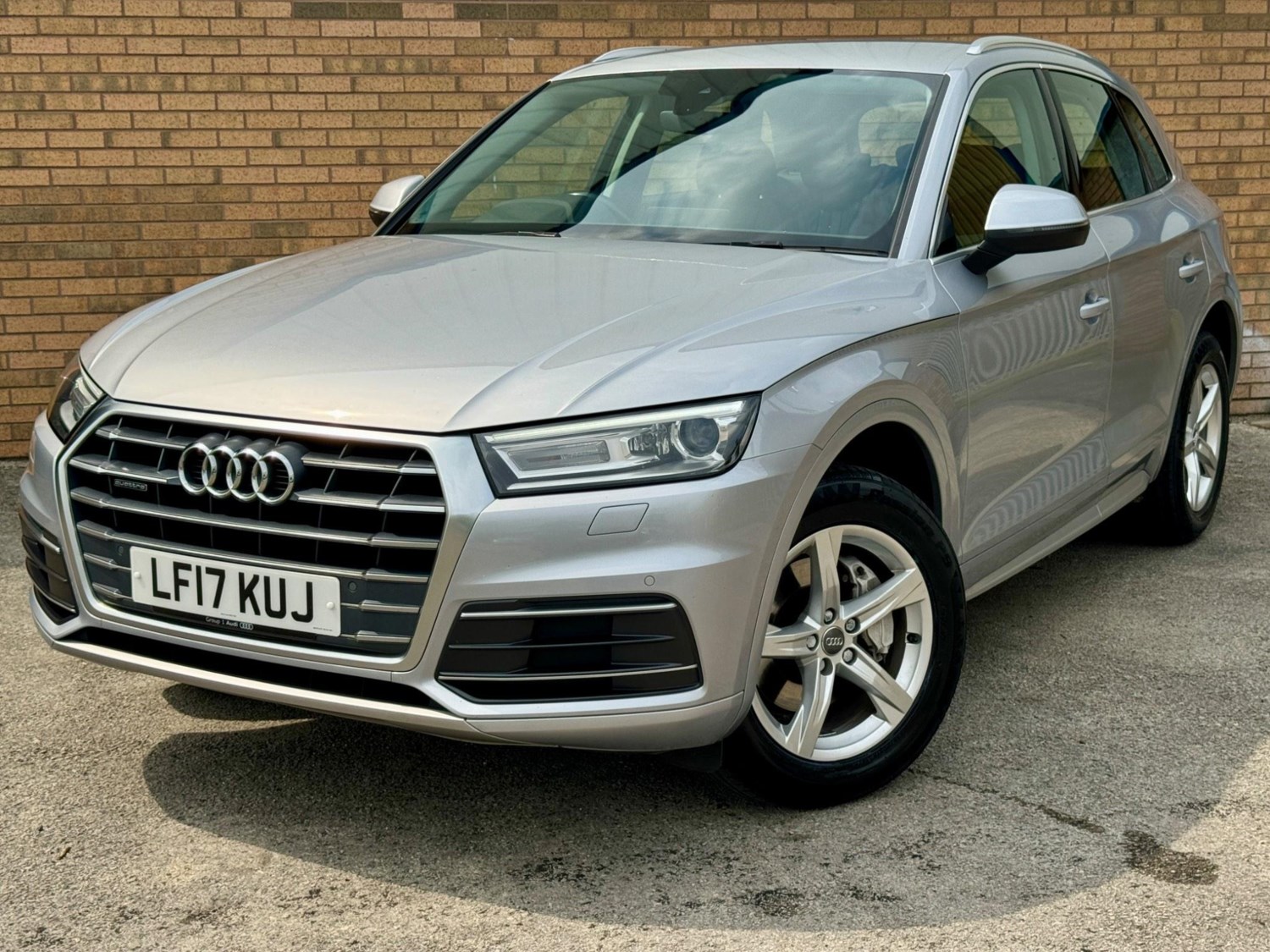 Audi Q5 Listing Image