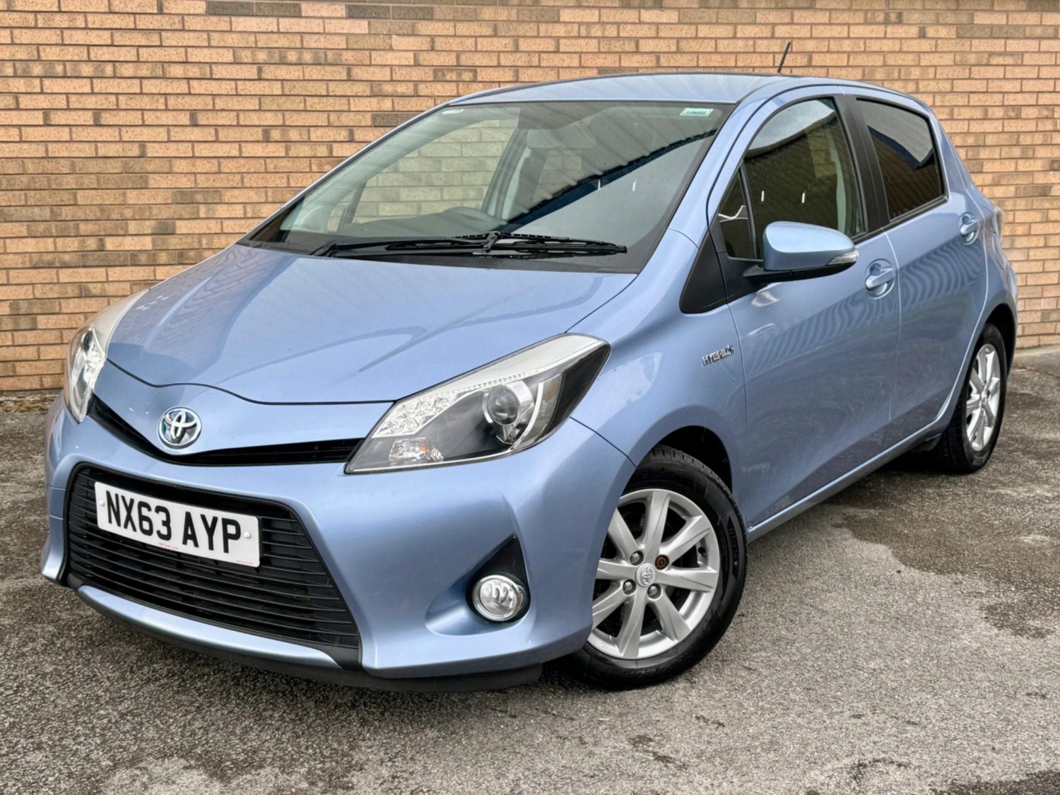 Toyota Yaris Listing Image