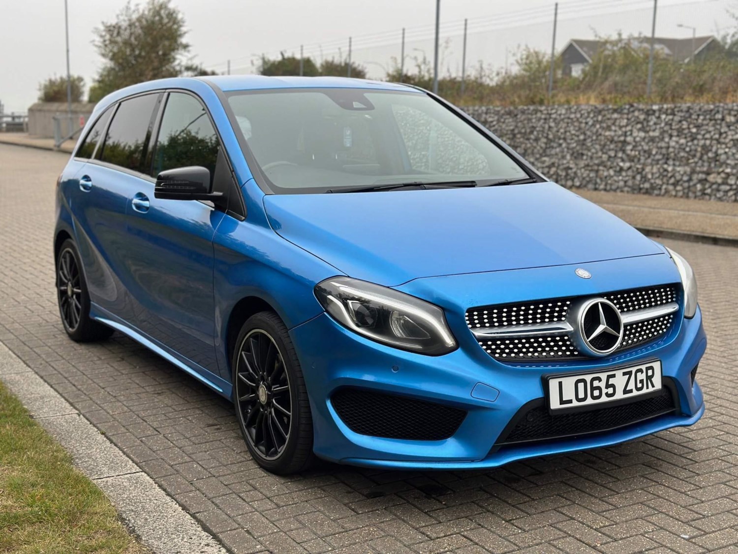 Mercedes-Benz B-Class Listing Image