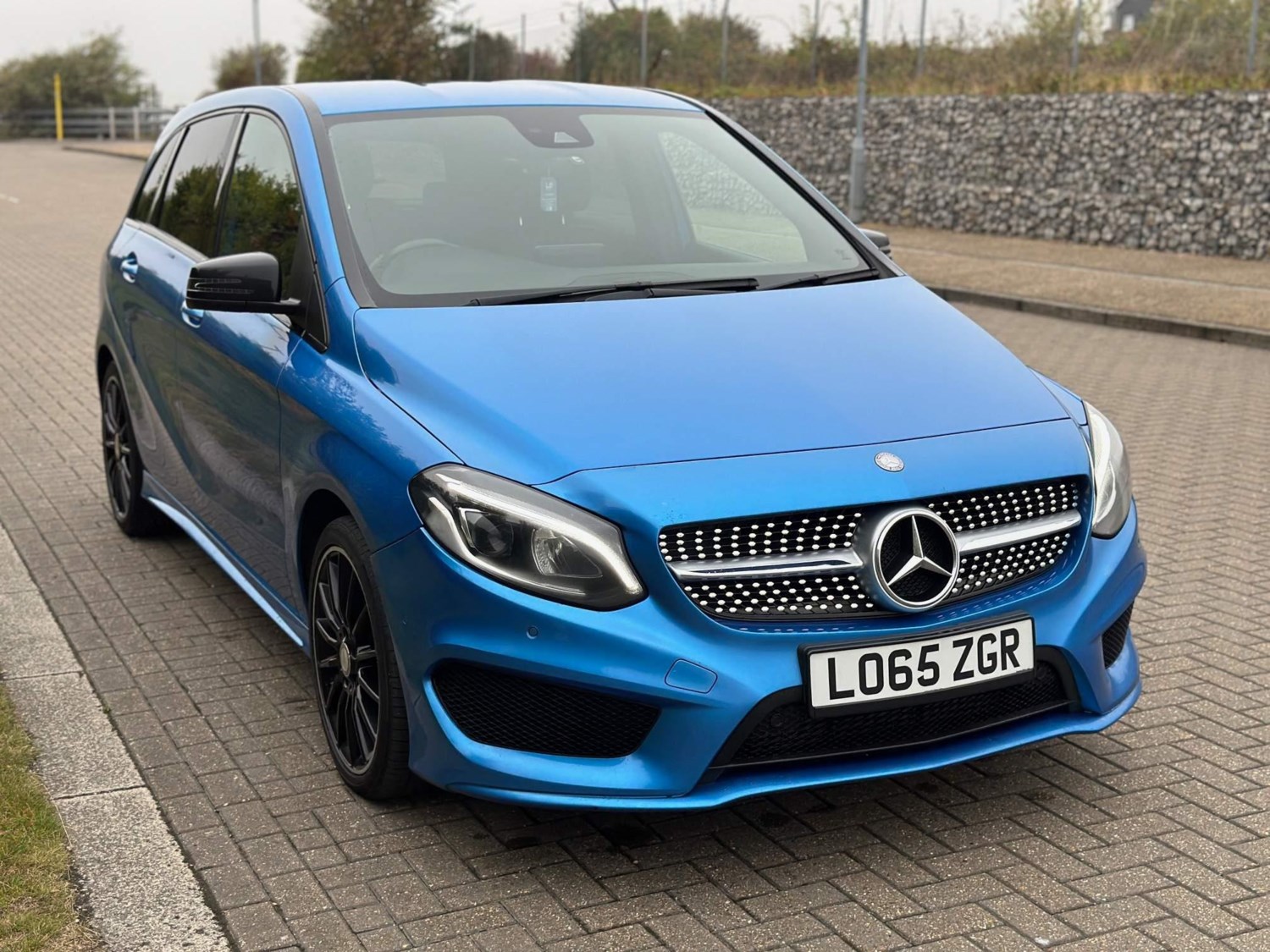 Mercedes-Benz B-Class Listing Image