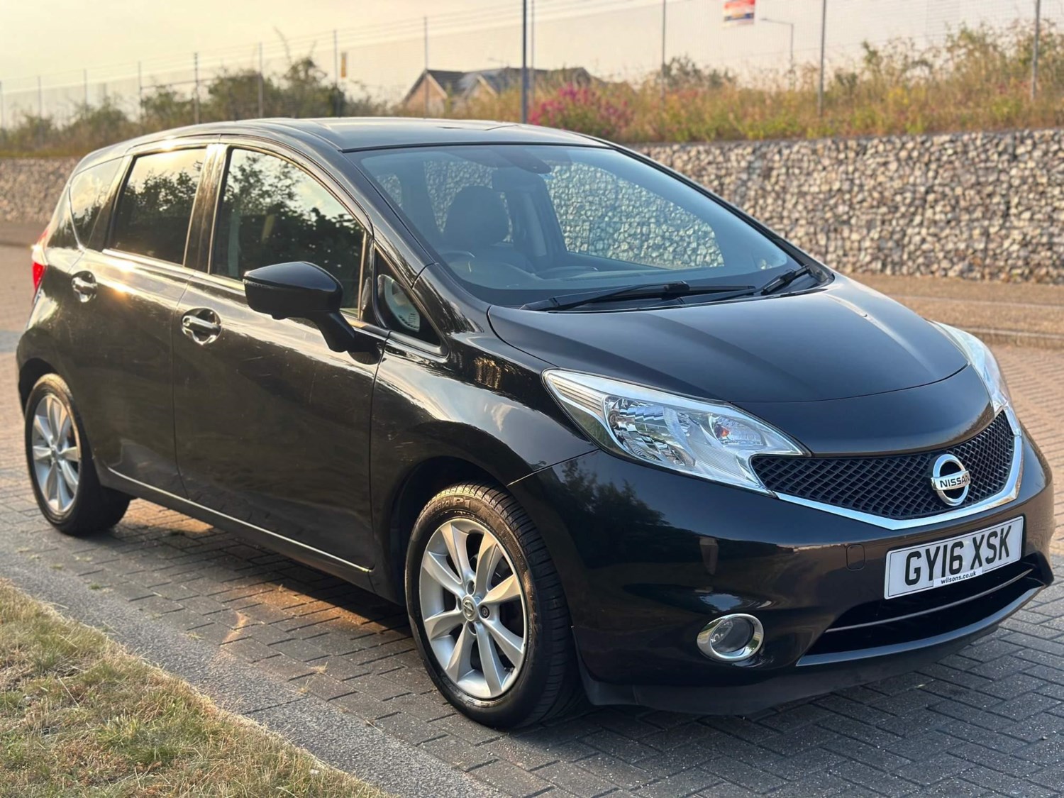 Nissan Note Listing Image