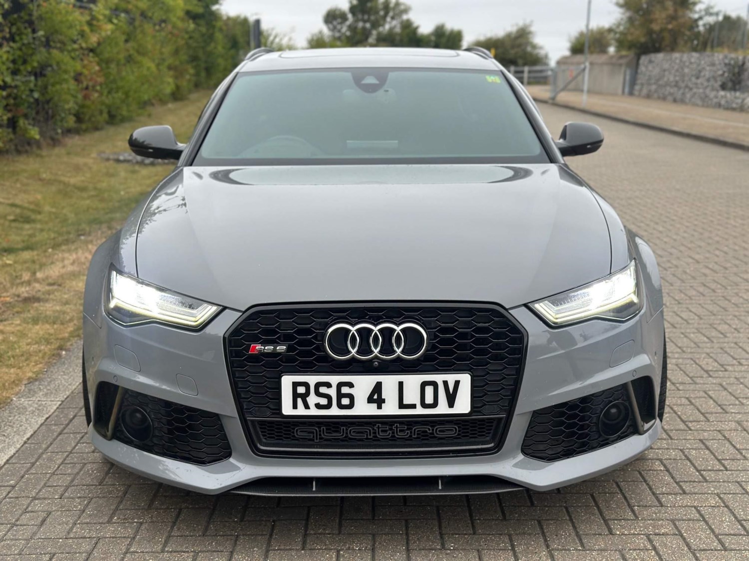 Audi RS6 Listing Image